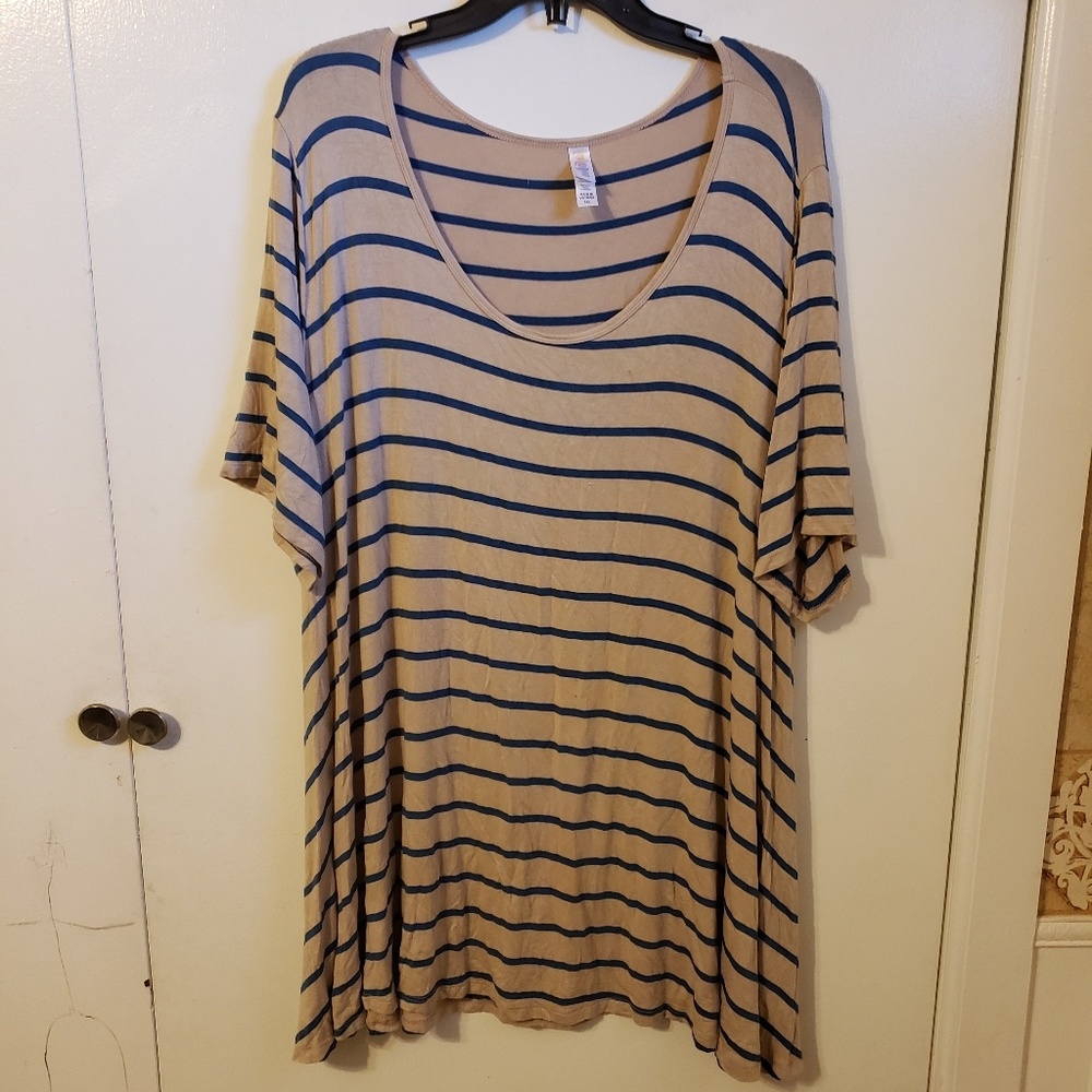 Cream and blue stripe perfect tee